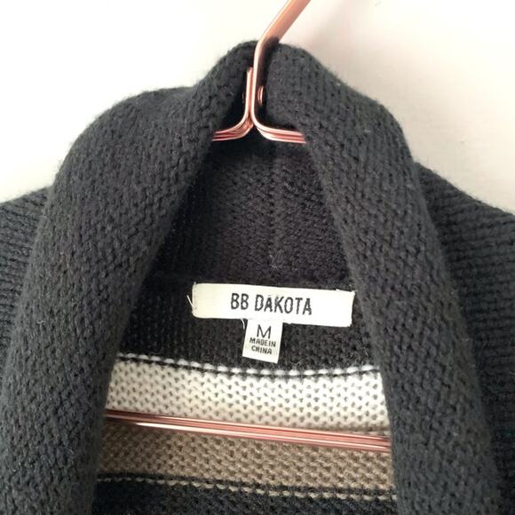 BB Dakota Denny Blanket Pattern Cardigan Medium - Picture 5 of 6